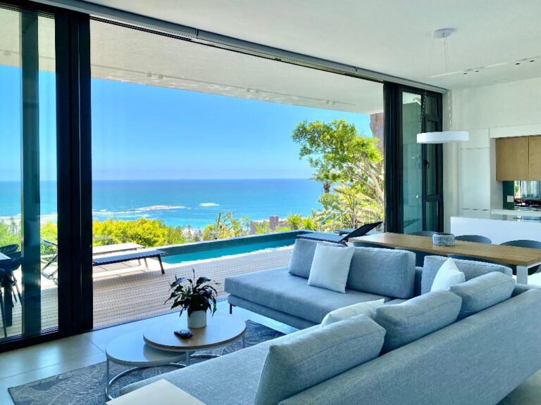 Epic villa (14)