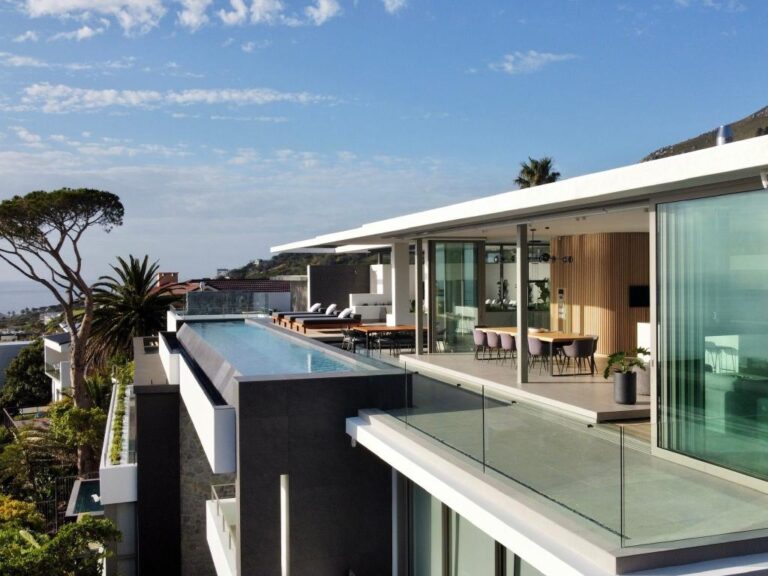 Epic villa (20)