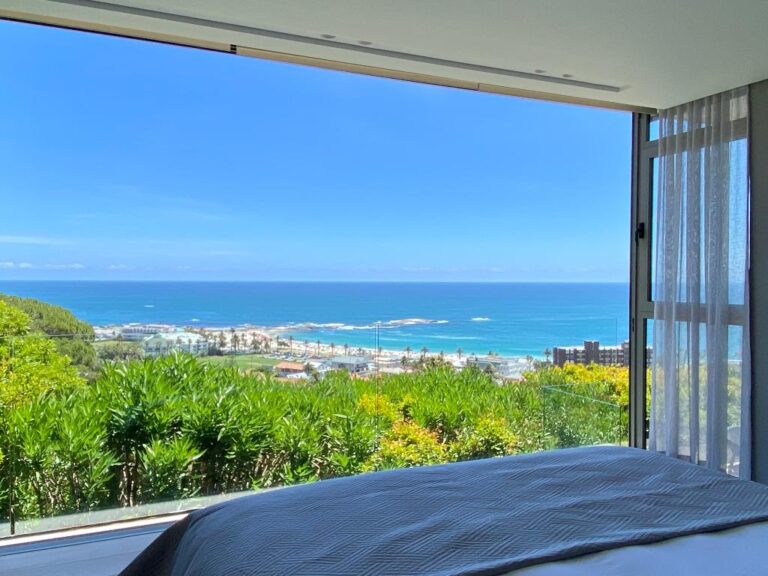 Epic villa (21)