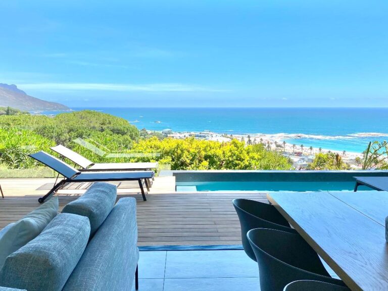 Epic villa (4)